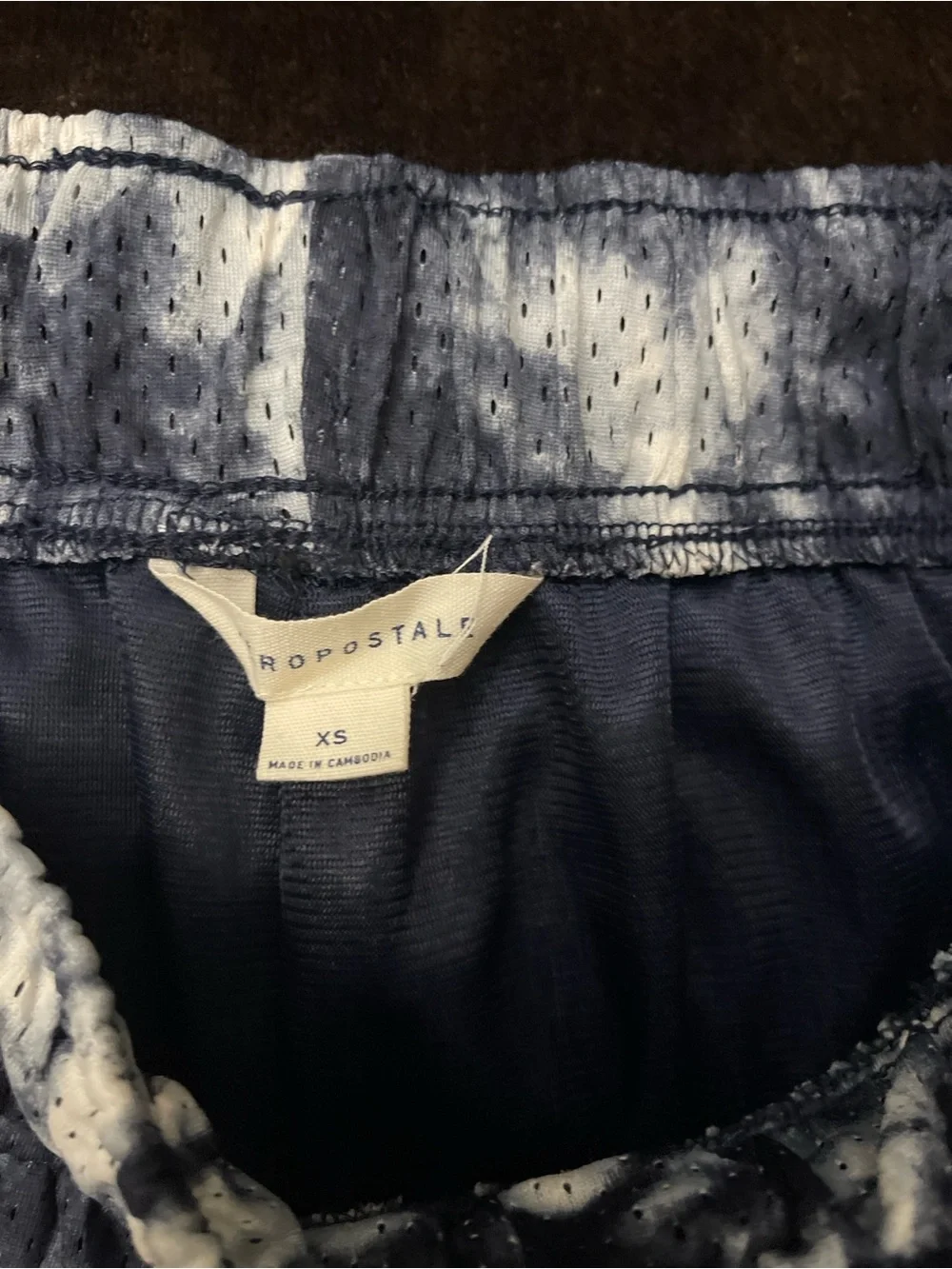 Aeropostale Men’s Mesh Athletic Shorts XS Blue Tie Dye NWOT 189